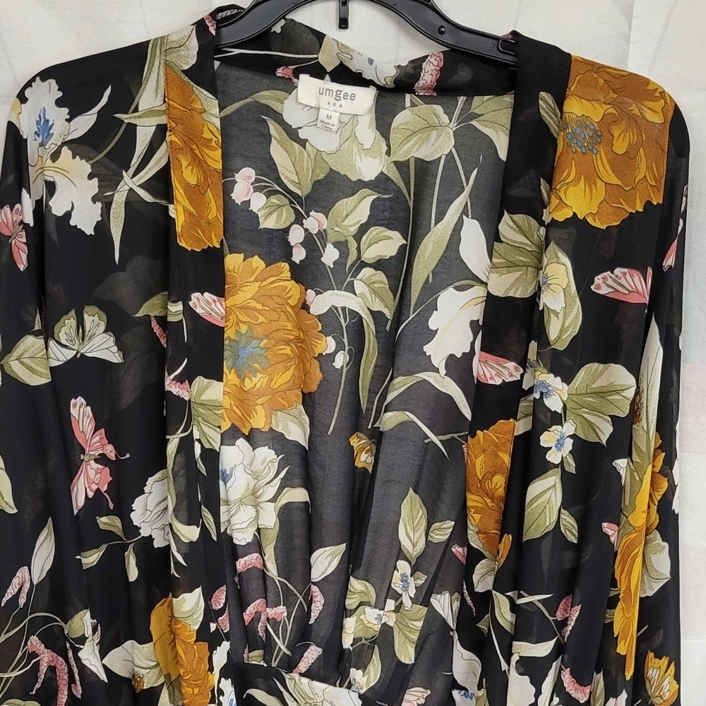 Umgee Scarf Top Gather at Back Waist Medium